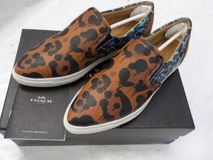 lot 66 image: Coach size 6M Wildbeast Brown Mist ...