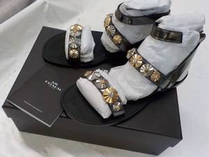 lot 87 image: Coach size 8M Eleanor Mirror Metall...