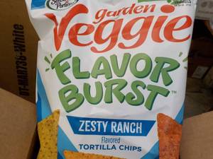 lot 147 image: 6 x 6 oz bags Garden Veggie Zesty R...