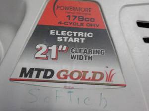 lot 190 image: MTD 21 Electric Start Gold Snow Bl...
