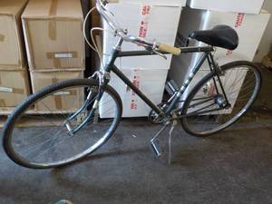lot 197 image: Hercules Bicycle...