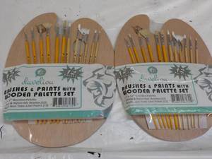 lot 217 image: Set of 2 Daveliou Brushes and Paint...