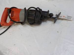 lot 227 image: Sawzall...