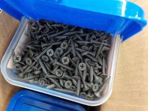 lot 239 image: Steel Linx Packaged Fasteners Phill...