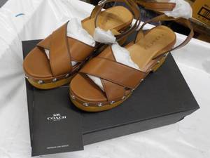 lot 245 image: Coach size 7.5M Astor Semi Matte Ca...