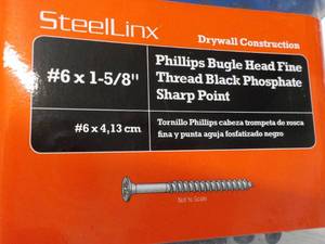 lot 257 image: Steel Linx Packaged Fasteners Phill...