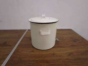 lot 41 image: Vintage Enamelware White Beverage Dispenser with Lid and Spigot