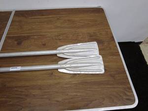 lot 190 image: Pair of Aluminum Boat Oars