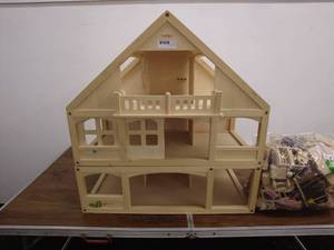 lot 196 image: Wooden Dollhouse with Furniture and Accessories