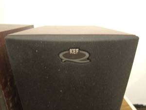 lot 83 image: KEF Q15 Bookshelf Speakers