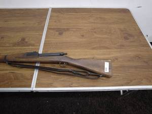 lot 7 image: Vintage Parris-Dunn Corp Dummy Trai...