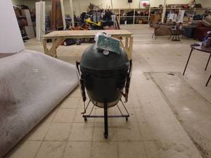 lot 18 image: Big Green Egg Charcoal Grill and Smoker