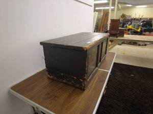 lot 22 image: Antique Wooden Painted Chest with Floral Designs