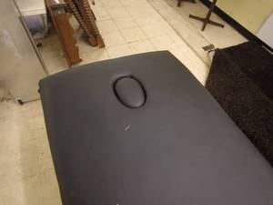 lot 140 image: Portable Massage Table with Black Carrying Case