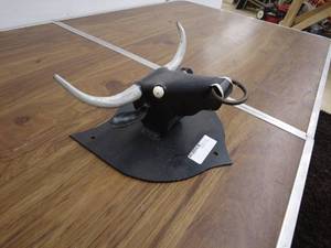 lot 269 image: Metal Bull Head Wall Mount