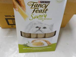 30 x 4 packs Natural Chicken in a D...