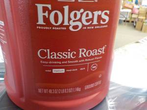 Folgers 40.3 oz can Classic Roast C...