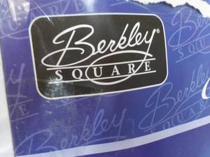 500 ct Berkley Square Plastic Teasp...