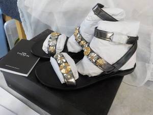 Coach size 8M Eleanor Mirror Metall...