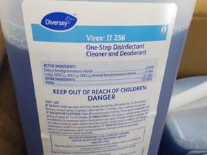 6 x Qt Jugs Diversey Virexii 256 Di...