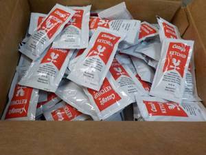 2 x 200 ct Caseys Ketchup Packets...