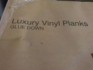 9 cases Luxury Vinyl Planks Glue Do...