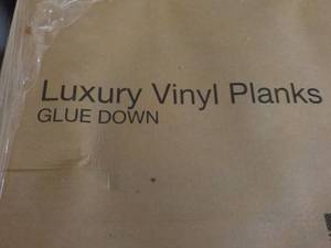 9 cases Luxury Vinyl Planks Glue Do...