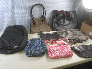 lot 34 image: (EW5) Assorted Backpacks, Purses, D...