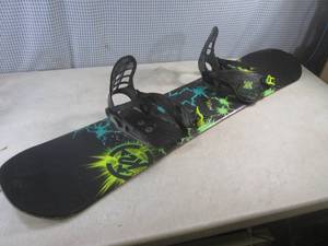 lot 43 image: (F-3) K2 Mini Turbo Snowboard...