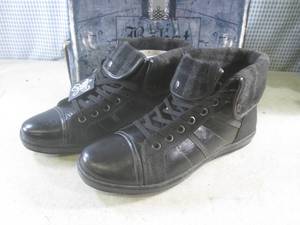 lot 55 image: (CS) Pair of Bohst Shoes Size 11 - ...