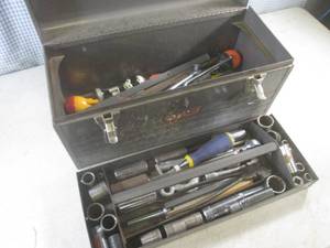 lot 116 image: (G-1) Metal Craftsman 20 Tool Box ...
