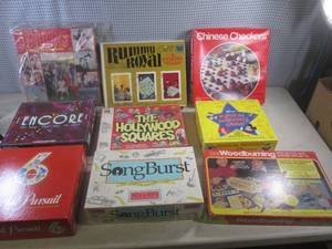 lot 138 image: (F-3) Assorted Games...
