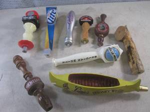 lot 186 image: (BR3) 9 Assorted Beer Tap Handles...