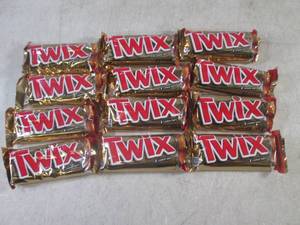 lot 230 image: (B-1) 12 Twix Candy Bars Past Date...