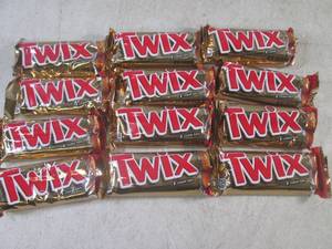 lot 231 image: (B-1) 12 Twix Candy Bars Past Date...