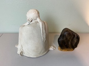 lot 33 image: Native American Statue Figure Home Dcor