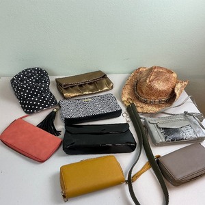 lot 116 image: Purse Clutch Handbag Lot