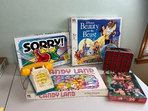 lot 117 image: Board Game Lot