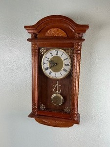 lot 163 image: Wall Clock