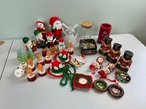 lot 180 image: Misc. Christmas Holiday Candle and Figure Lot