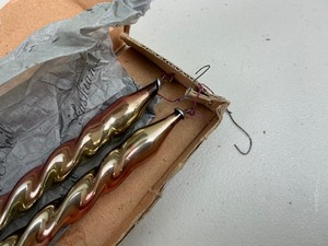 lot 182 image: Antique Mercury Glass Icicle Ornaments