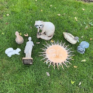 lot 76 image: Misc. Garden Yard Art