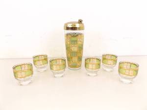 Vintage Mid Century 22K Gilt Culver Shaker and 6 Person Lowball Set