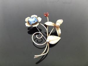 .925 Sterling Silver Multi Crystal Flower Brooch