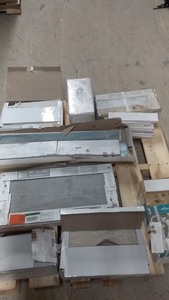 lot 35 image: Lot of Various Porcelain Floor and Wall Tiles - Some Are Broken