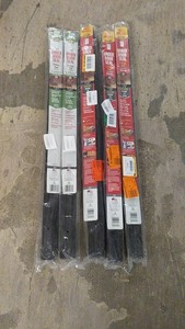 lot 117 image: Set of 5 U-Shape Vinyl Under Door Seals - Ideal for Bug Prevention