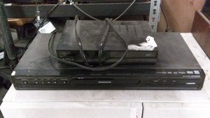 lot 138 image: Used Magnavox and Apex DVD Players