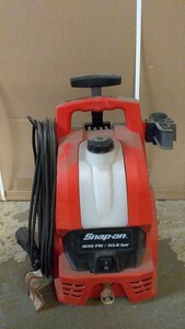 lot 150 image: Snap-on 1650 PSI Electric Pressure Washer