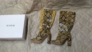 lot 155 image: JustFab Mustard Snakeskin Knee-High Heeled Boots Size 11