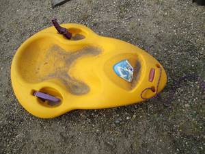 lot 172 image: Kids snow Sled with controls